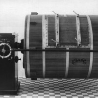1F
